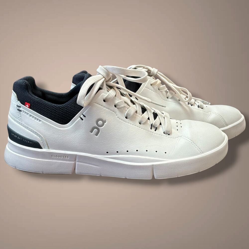 Women's Size 9 ON The Roger Advantage White Midnight Women's Tennis Sneakers EUC
